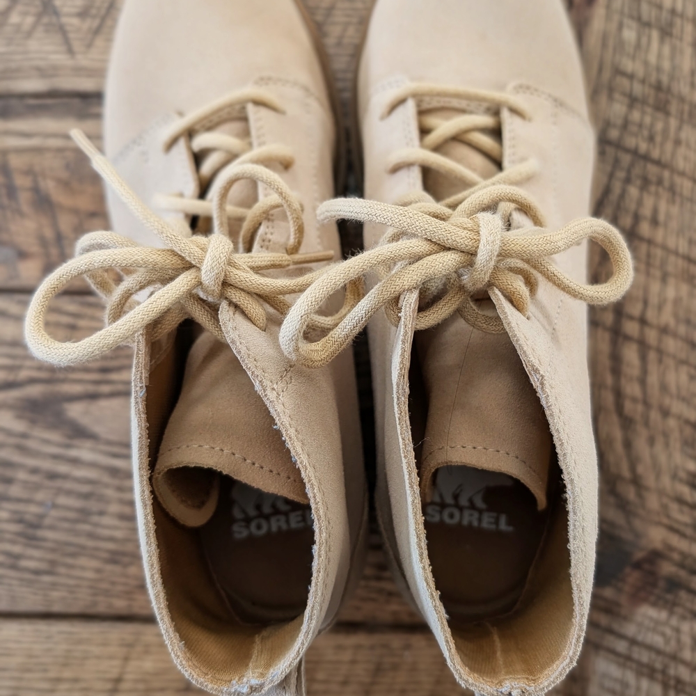 Sorel Women's Beige Lace-Up Boots
